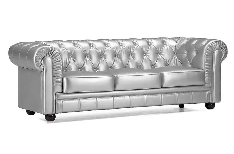 Τριθέσιος δερμάτινος καναπές Chesterfield σε ασημί χρώμα